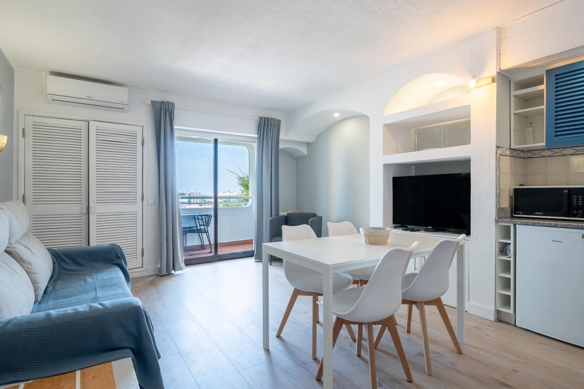 Bellavista Avenida By Beguest Aparthotel 3*